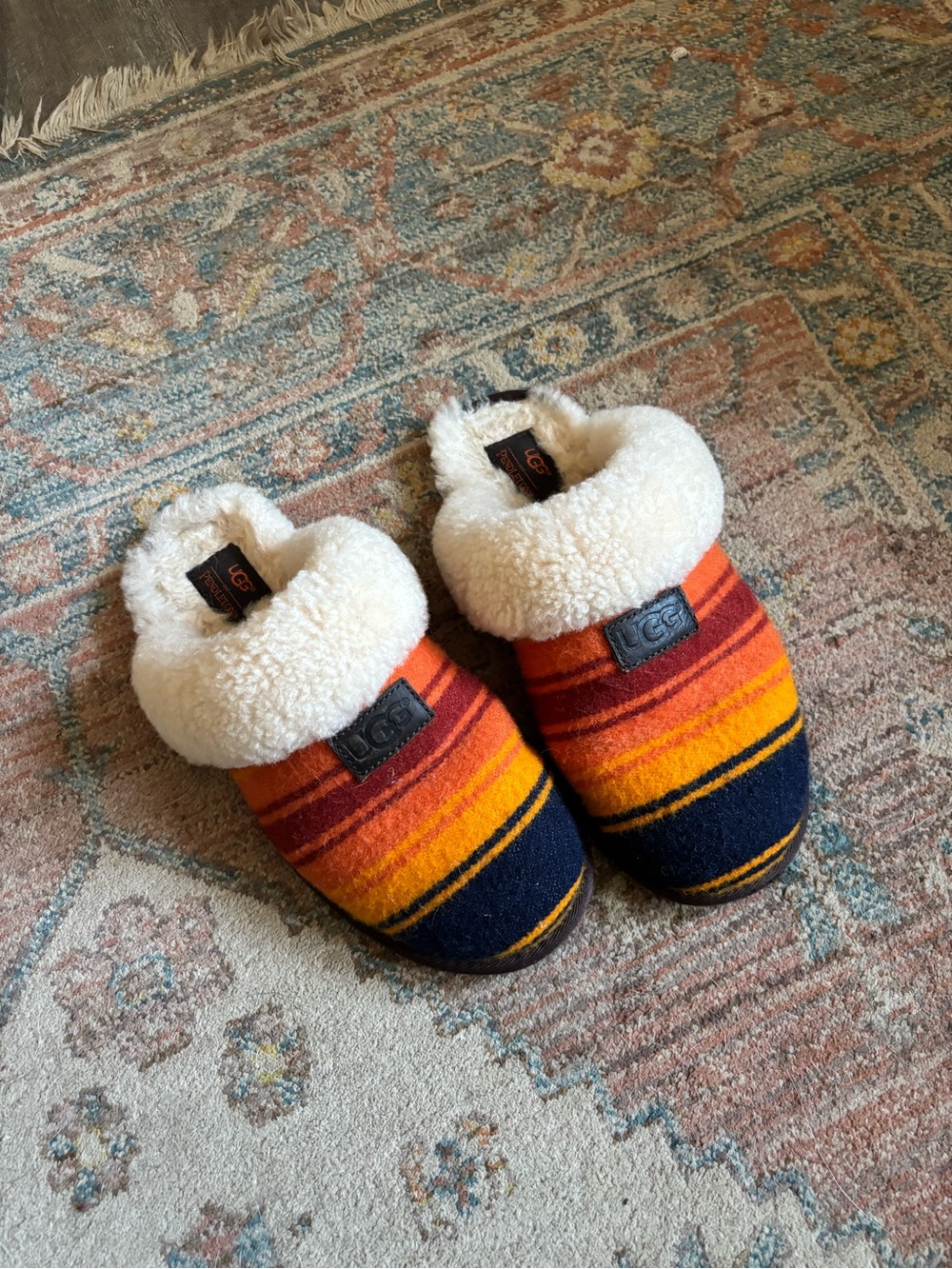 Ugg x Pendleton scuffette slippers women’s 9